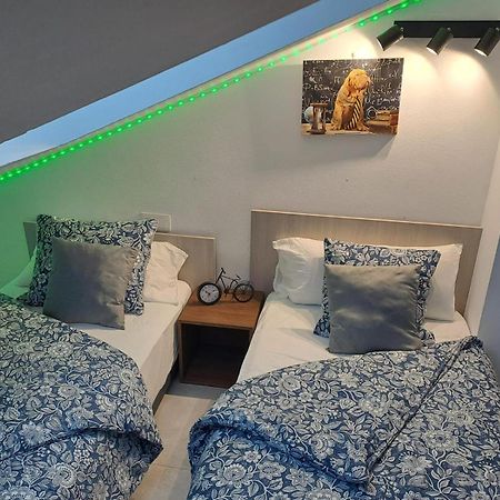 Apartamento Jara 1A Málaga Esterno foto
